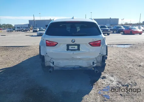 2018 BMW X1 xDrive28I z USA, uszkodzony, nr VIN WBXHT3C37J5F92654